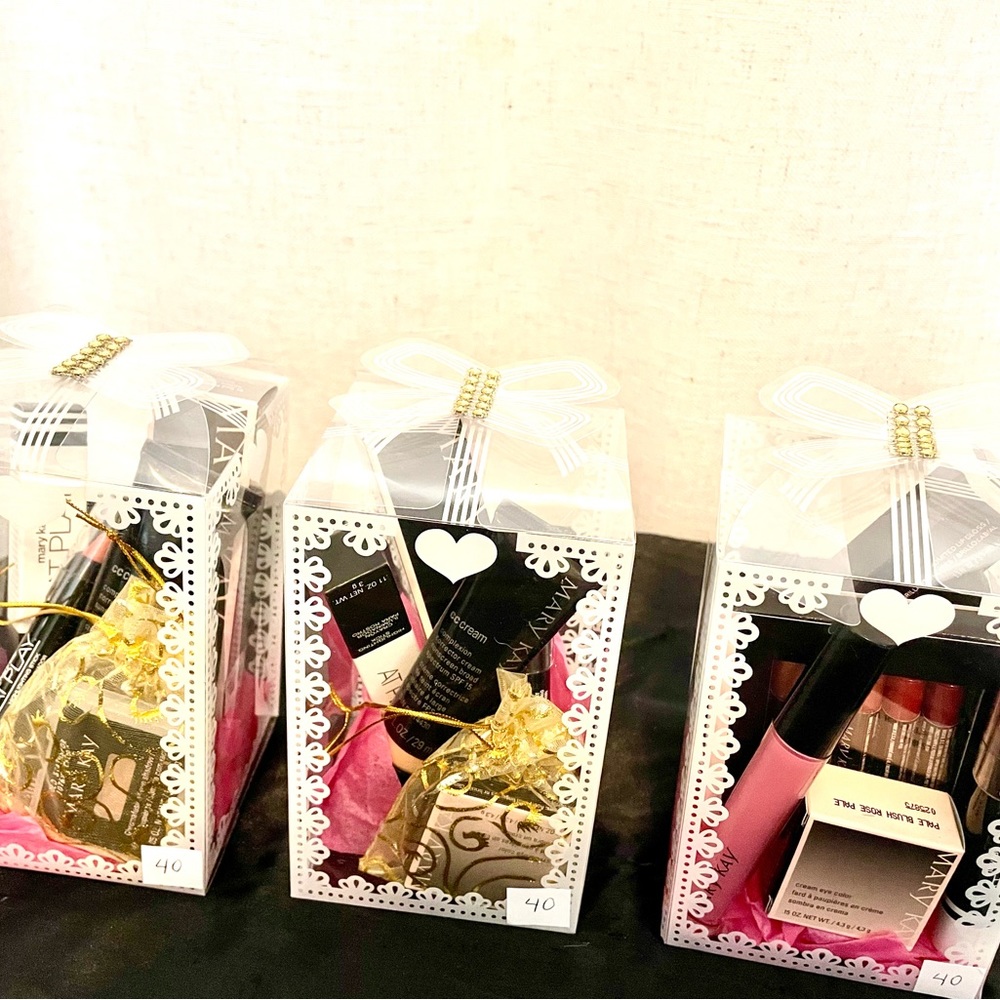 skincare and makeup gift packs Mary Kay Brands.